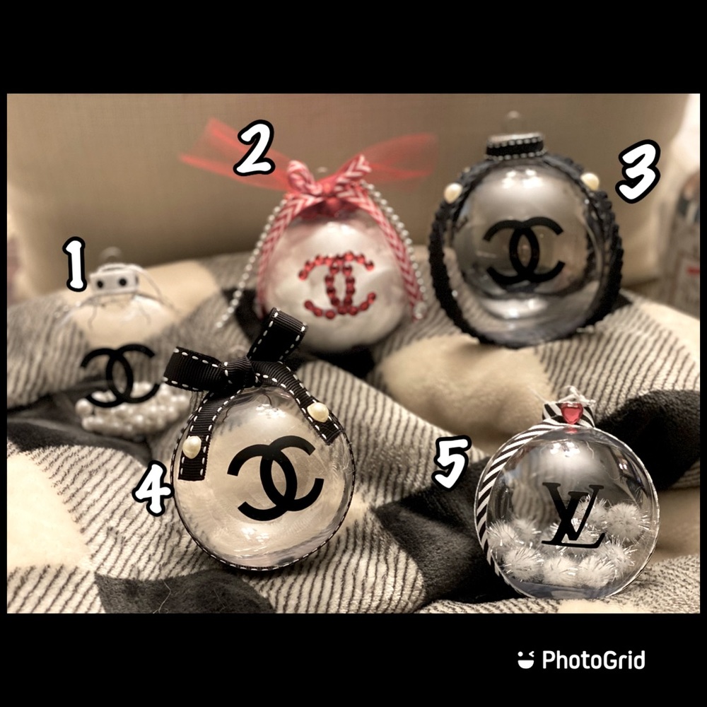 Clear acrylic customized ornaments!